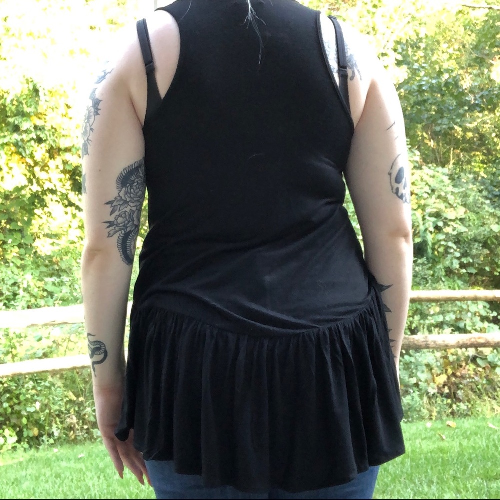 Tobi High-Low Top - Picture 5 of 6